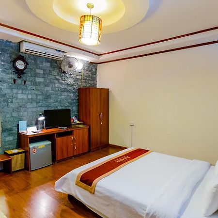 A25 Hotel - 38 Hang Thiec Ханой Екстериор снимка